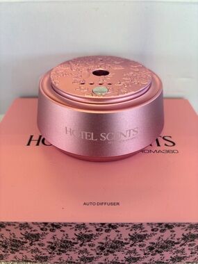 HOTEL SCENTS Pink Auto Diffuser – Compact Fragrance Device